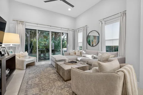 $885,000 | 11457 Pointe Midtown Drive, Palm Beach Gardens, FL 33418