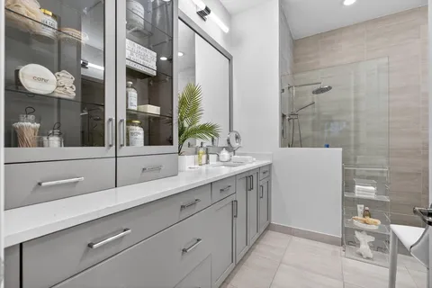 $885,000 | 11457 Pointe Midtown Drive, Palm Beach Gardens, FL 33418