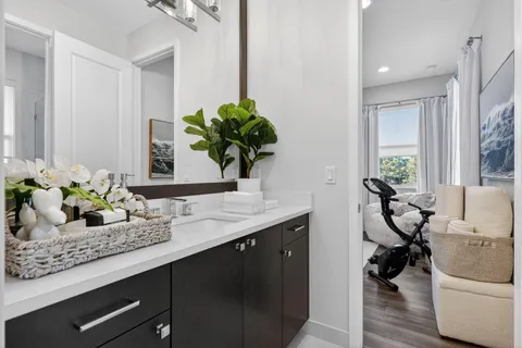 $885,000 | 11457 Pointe Midtown Drive, Palm Beach Gardens, FL 33418