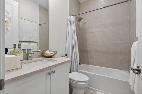 $885,000 | 11457 Pointe Midtown Drive, Palm Beach Gardens, FL 33418