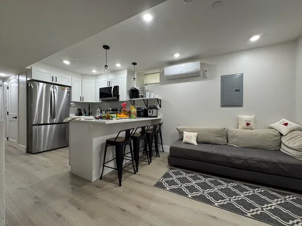 $3,000 | 58 Blue Hill Avenue, Unit B, Boston, MA 02119