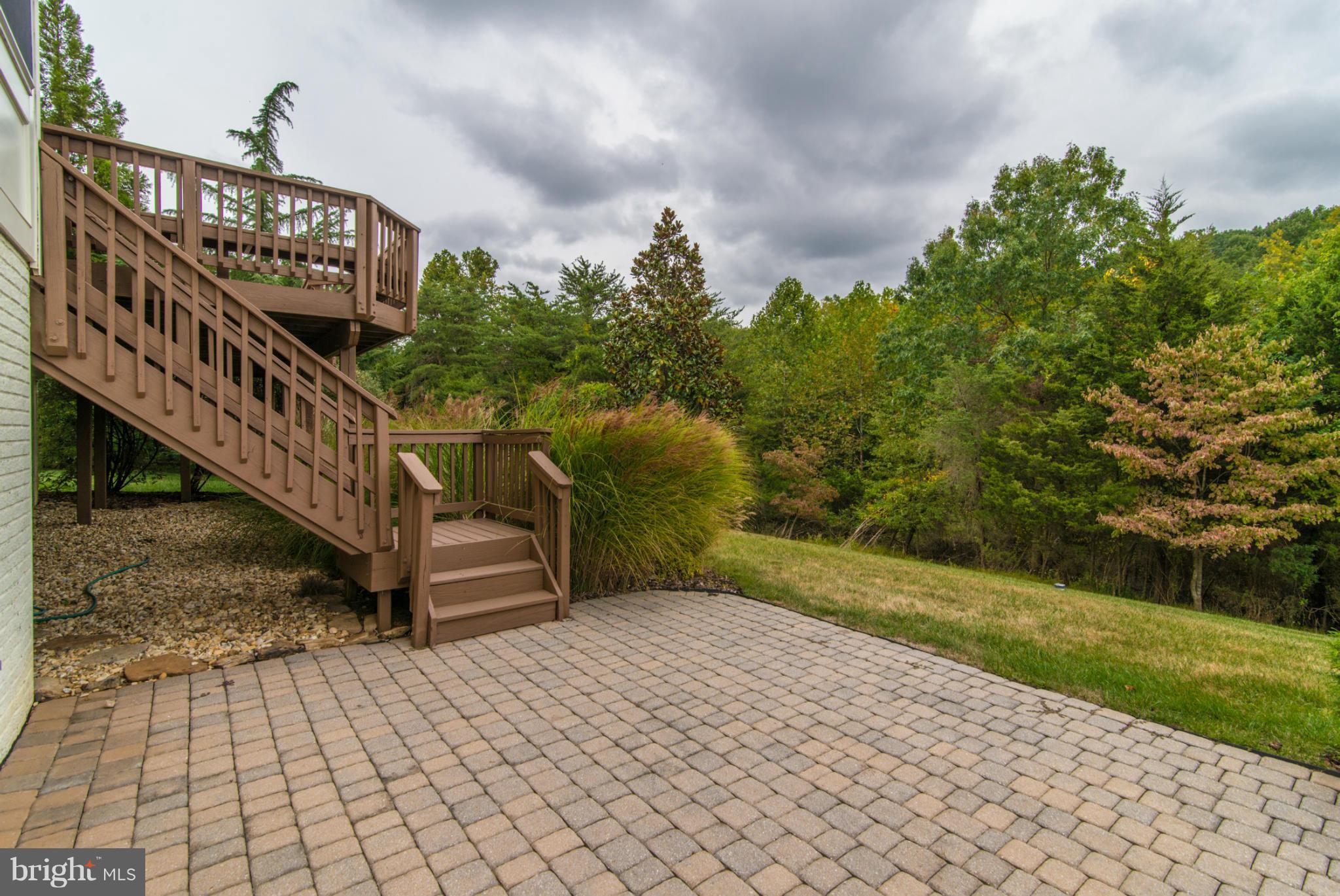 10401 Grey Fox Road Potomac, MD 20854 - Photo 27 of 28 Exterior (Rear)
