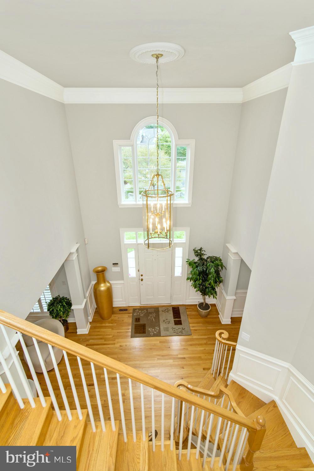 10401 Grey Fox Road Potomac, MD 20854 - Photo 6 of 28 Interior (General)