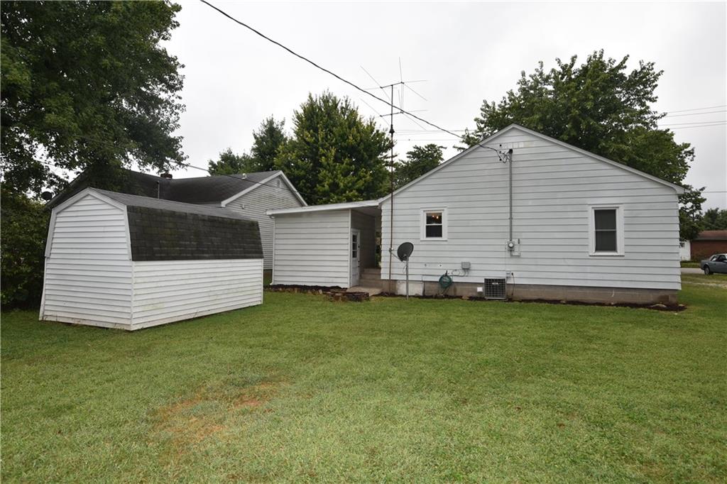 1805 Beam Road Columbus, IN 47201 - Photo 2 of 2 Gallery Image 2