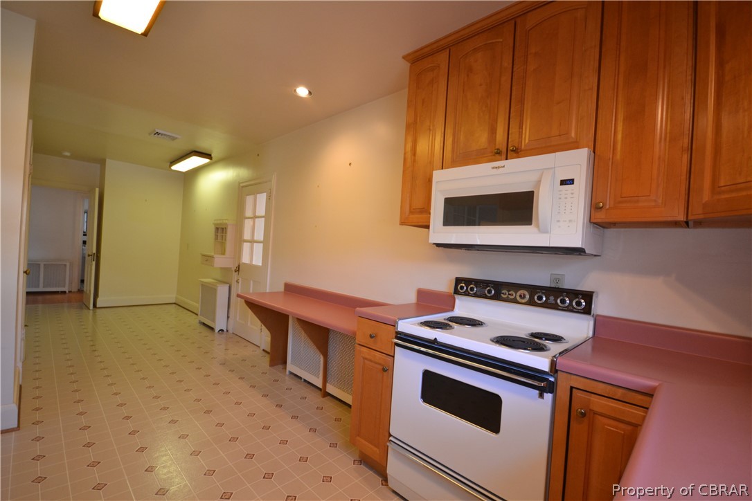 354 Sutton Avenue Reedville, VA 22539 - Photo 13 of 27