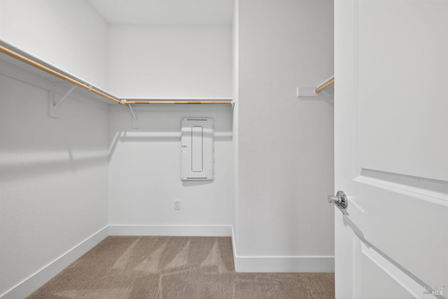1273 Del Rancho Way Petaluma, CA 94954 - Photo 11 of 25 a view of small space