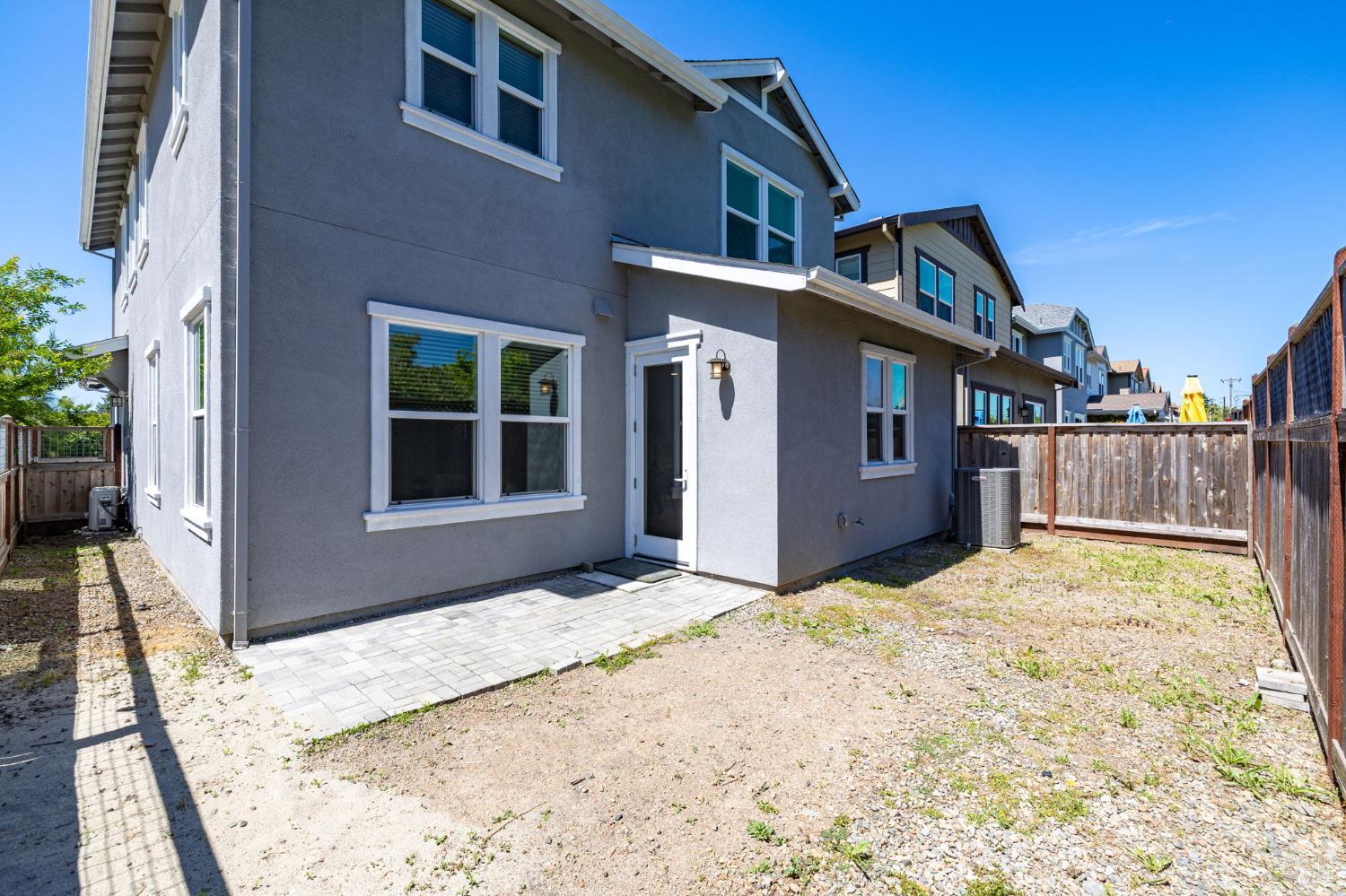 1273 Del Rancho Way Petaluma, CA 94954 - Photo 23 of 25 a front view of a house with a yard