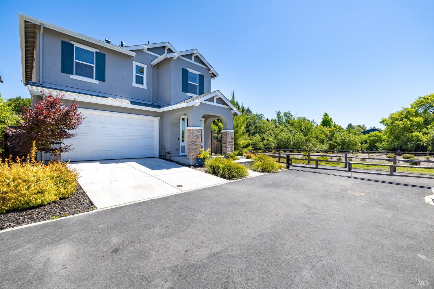 1273 Del Rancho Way Petaluma, CA 94954 - Photo 3 of 25 a house view with a outdoor space