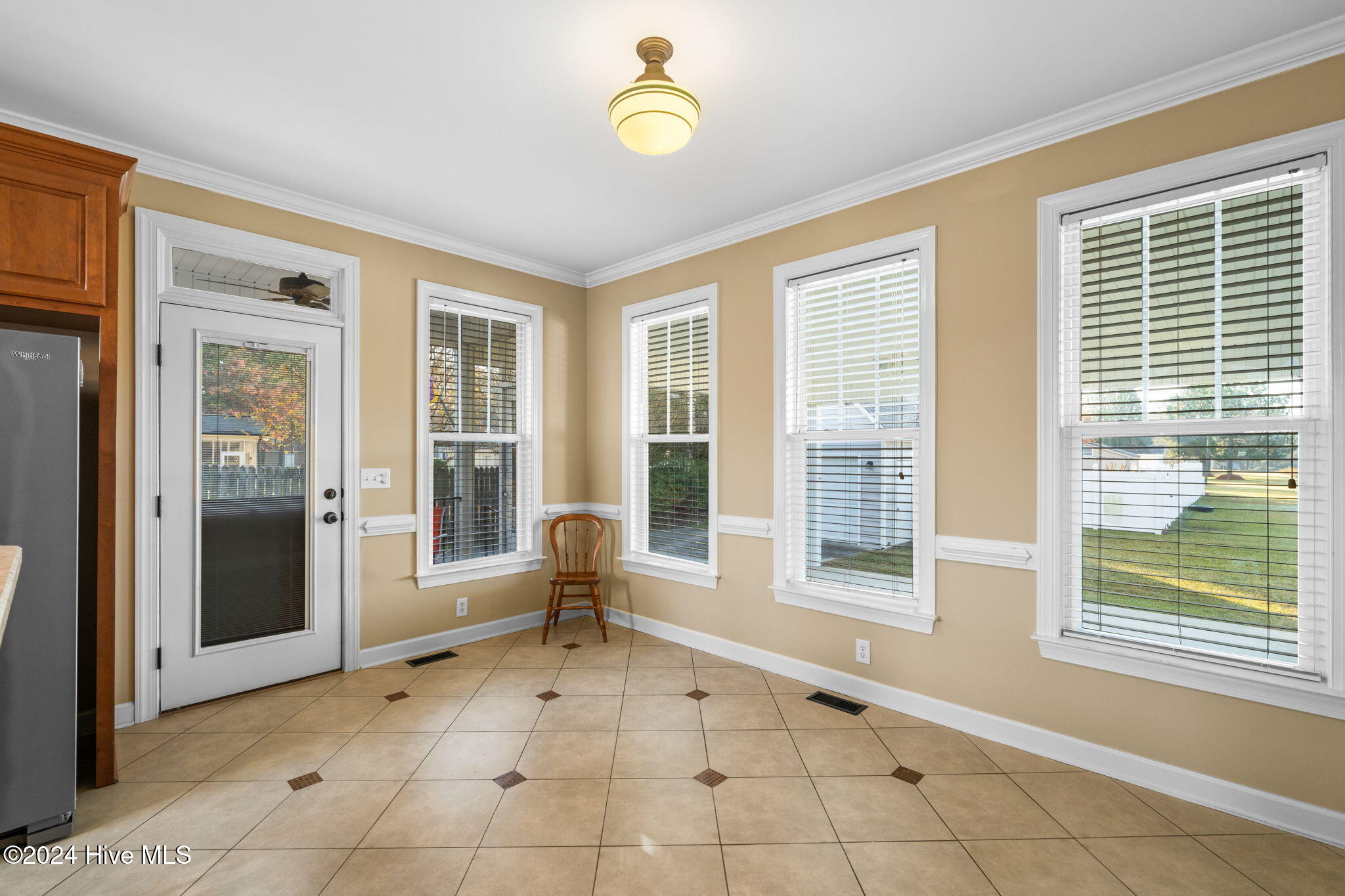 1115 Friendly Road Dunn, NC 28334 - Photo 11 of 33 11-web-or-mls-DSC06098