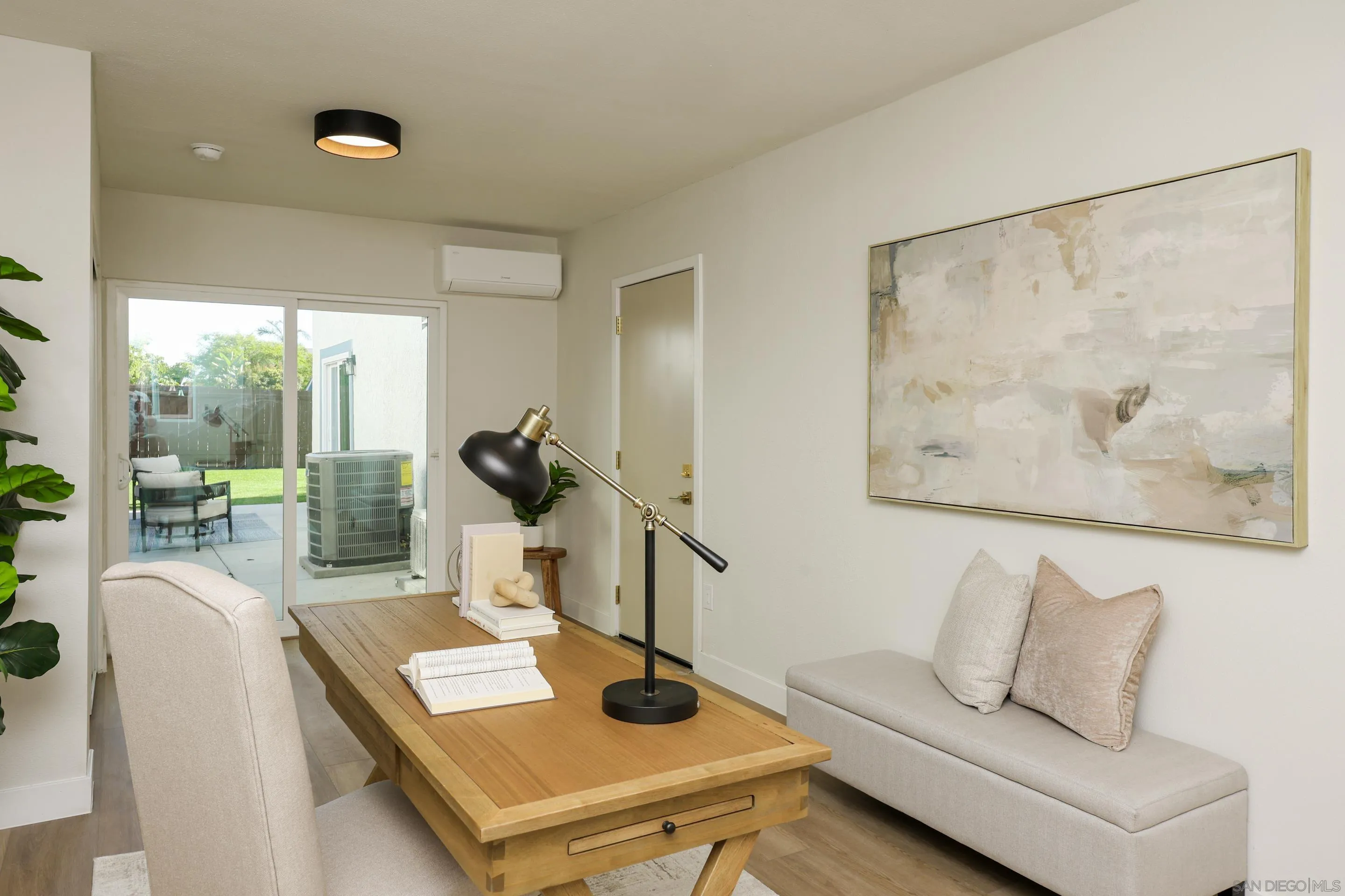 658-660 Santa Fe Drive Encinitas, CA 92024 - Photo 25 of 37