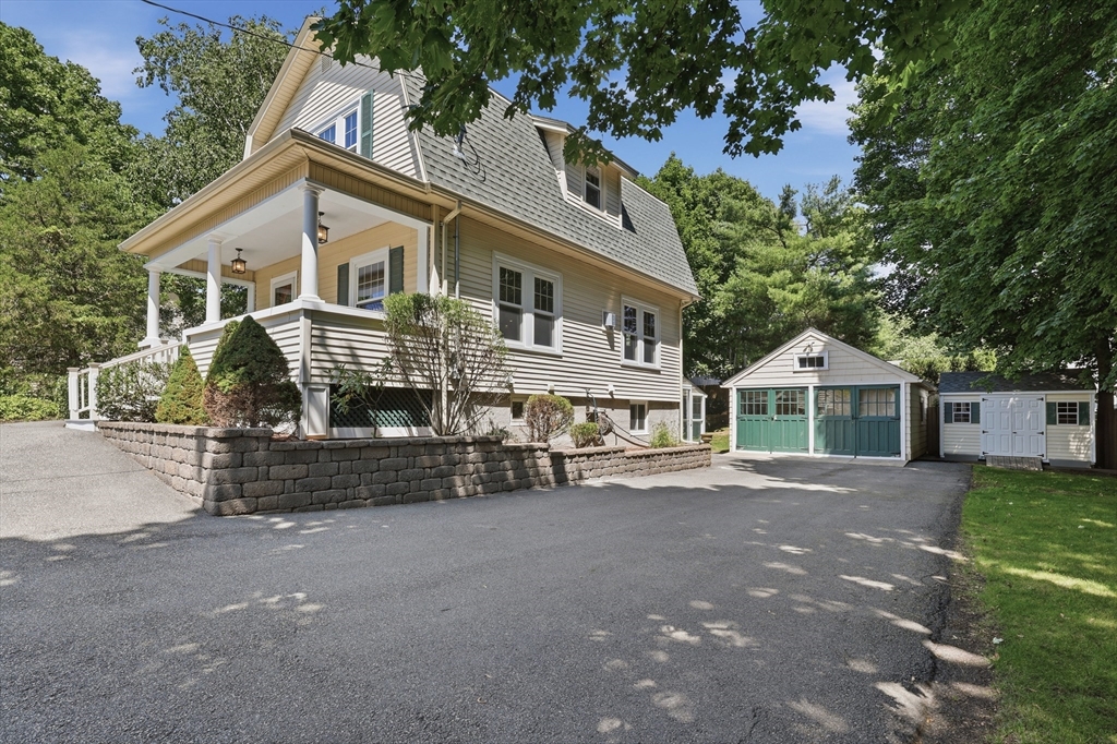 6 Findlay Street Wakefield, MA 01880 - Photo 35 of 40