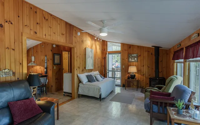 $184,000 | 18 Lakeside Drive, Fitzwilliam, NH 03447