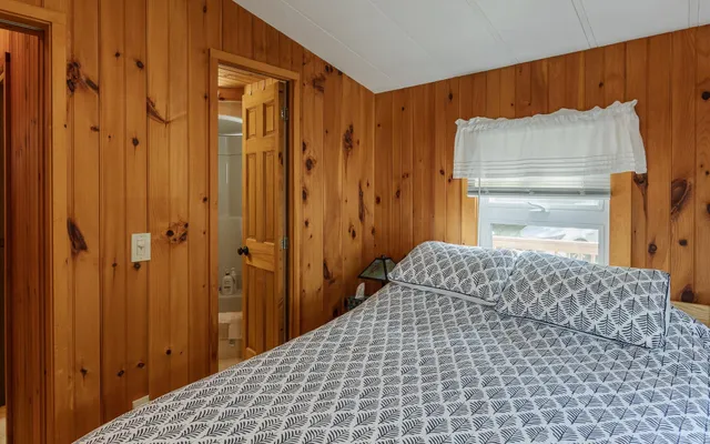 $184,000 | 18 Lakeside Drive, Fitzwilliam, NH 03447