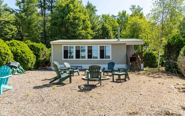 $184,000 | 18 Lakeside Drive, Fitzwilliam, NH 03447