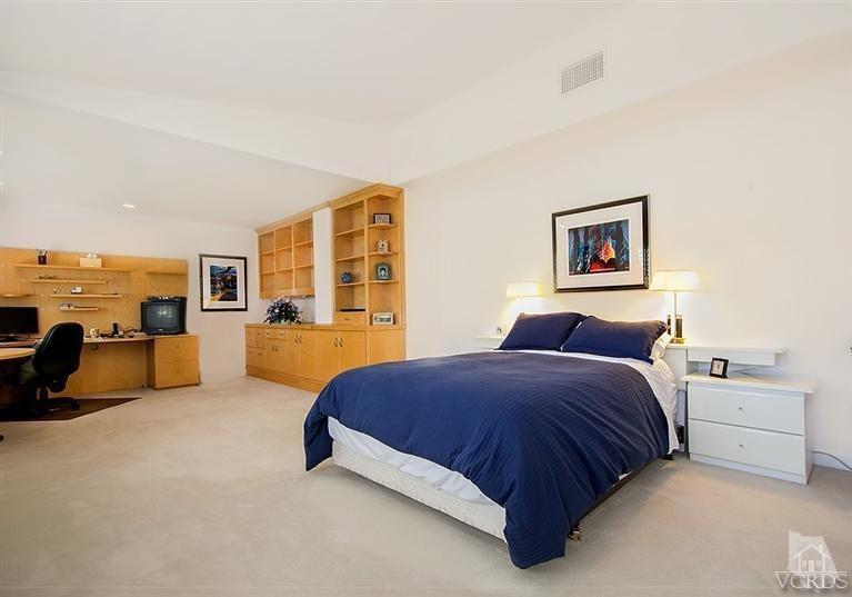 2130 Rudolph Drive Simi Valley, CA 93065 - Photo 19 of 43 Additional Photo
