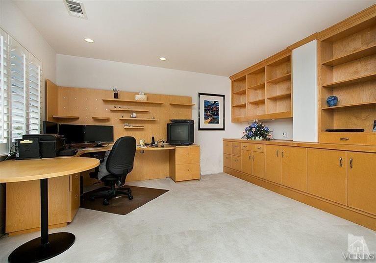 2130 Rudolph Drive Simi Valley, CA 93065 - Photo 20 of 43 Additional Photo