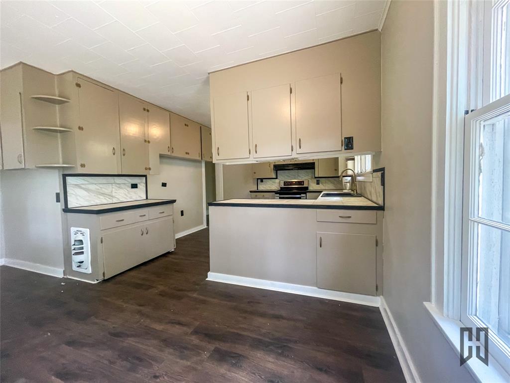 714 Butler Street Springhill, LA 71075 - Photo 10 of 22 Breakfast room