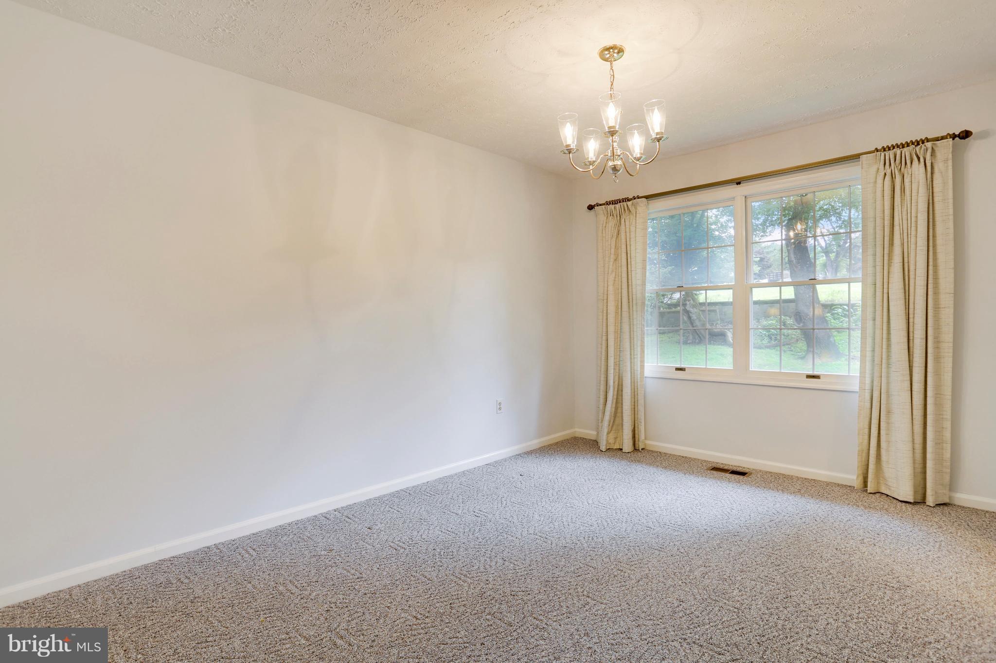 11715 Whittier Road Bowie, MD 20721 - Photo 9 of 30 Dining Area