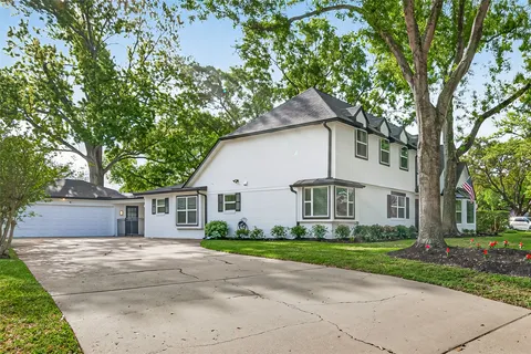 $575,000 | 831 Merrick Drive, Sugar Land, TX 77478
