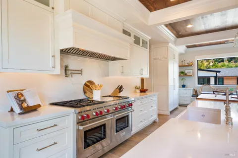 $2,895,000 | 3523 Hanover Place, Santa Rosa, CA 95404