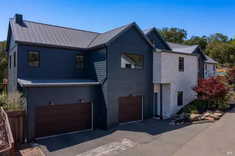 $2,895,000 | 3523 Hanover Place, Santa Rosa, CA 95404
