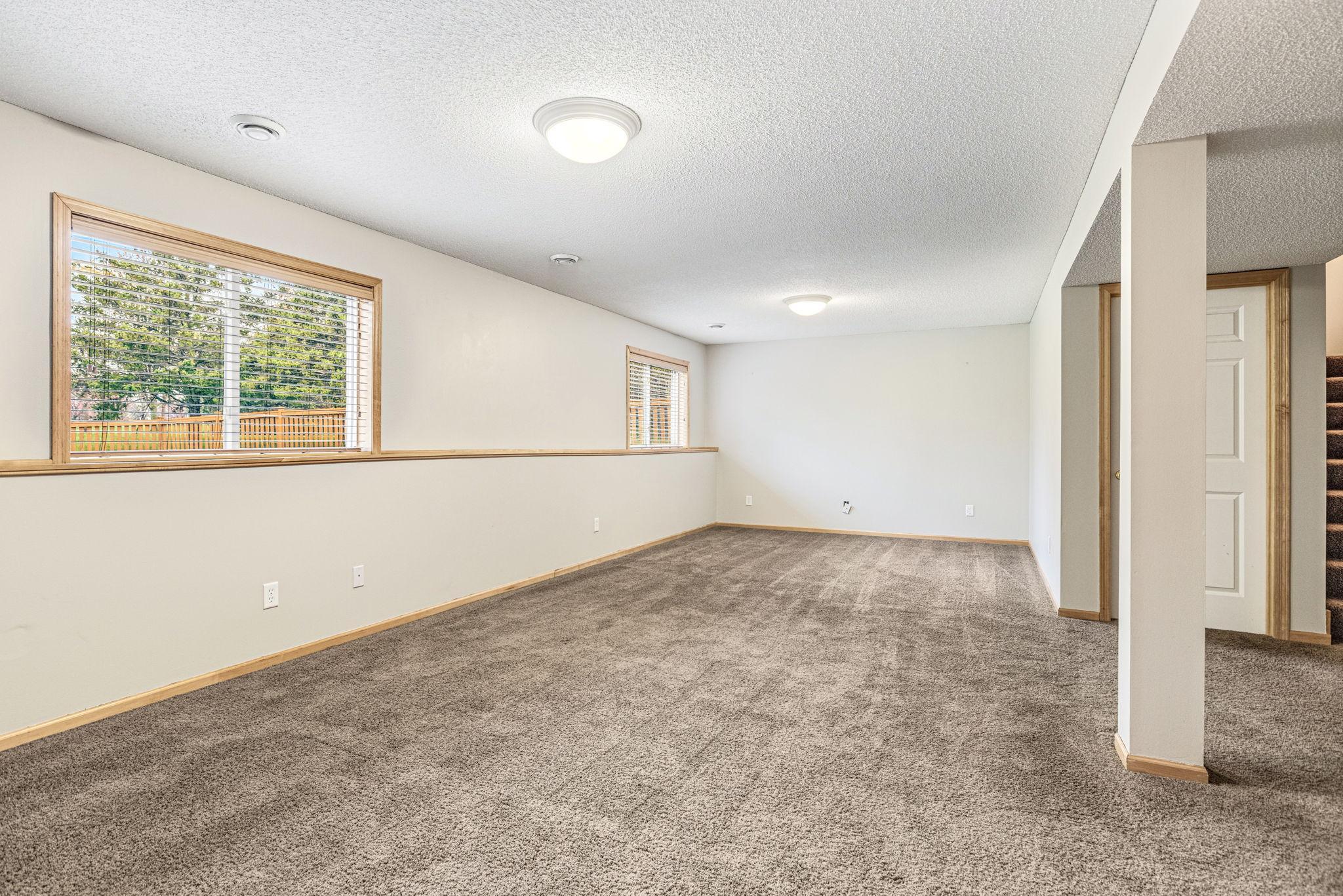 14351 Bentley Way Rosemount, MN 55068 - Photo 19 of 31