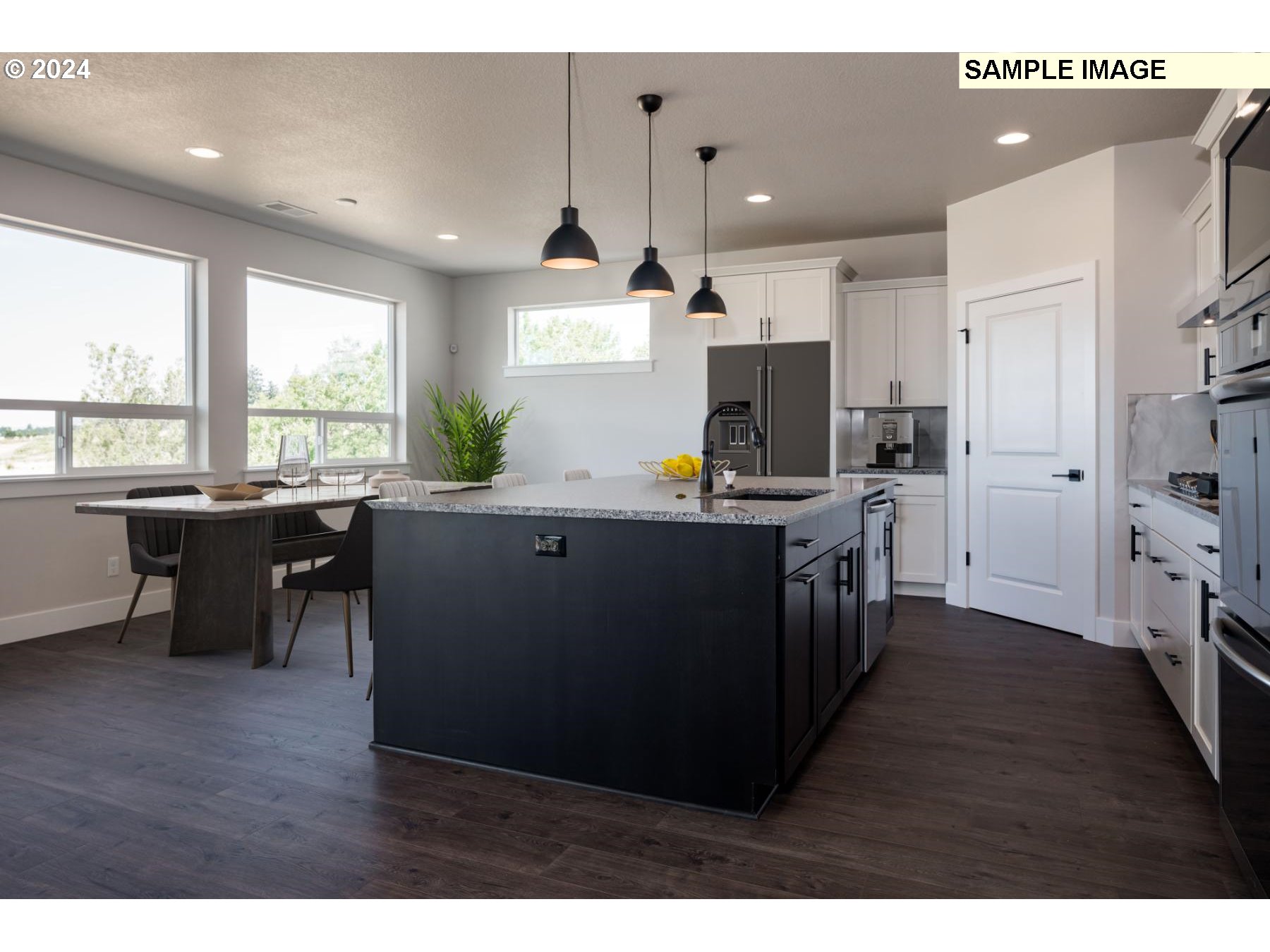 12425 Southwest Trask Street Beaverton, OR 97007 - Photo 3 of 7