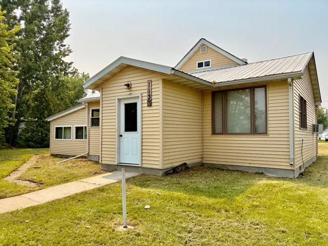$109,500 | 113 6th Avenue Southeast, Baudette, MN 56623