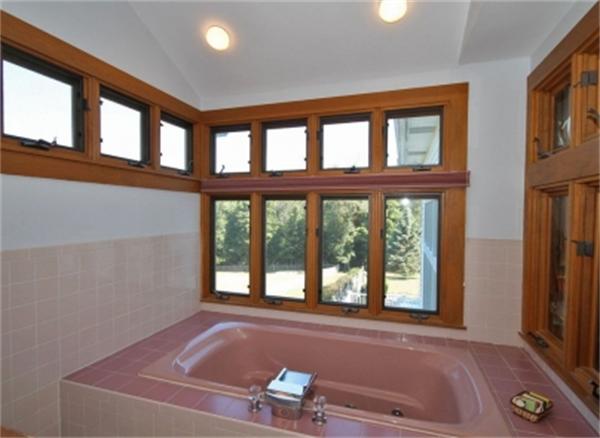 108 Ridgewood Road Milton, MA 02186 - Photo 17 of 23 Gallery Image 17
