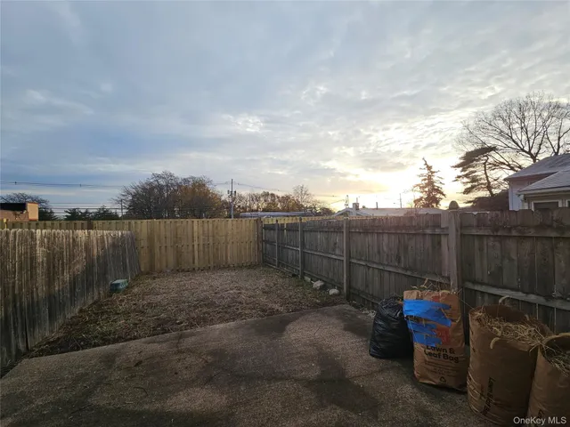 $385,000 | 80 Kennedy Drive, West Haverstraw, NY 10993