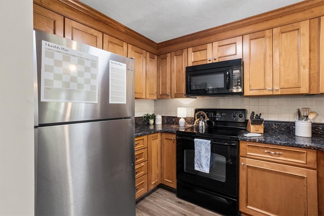 7 Eagle Run, Unit B Warwick, RI 02818 - Photo 20 of 42