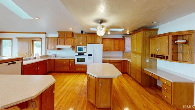 $749,900 | 5413 East Fairbanks Court, Monticello, IN 47960