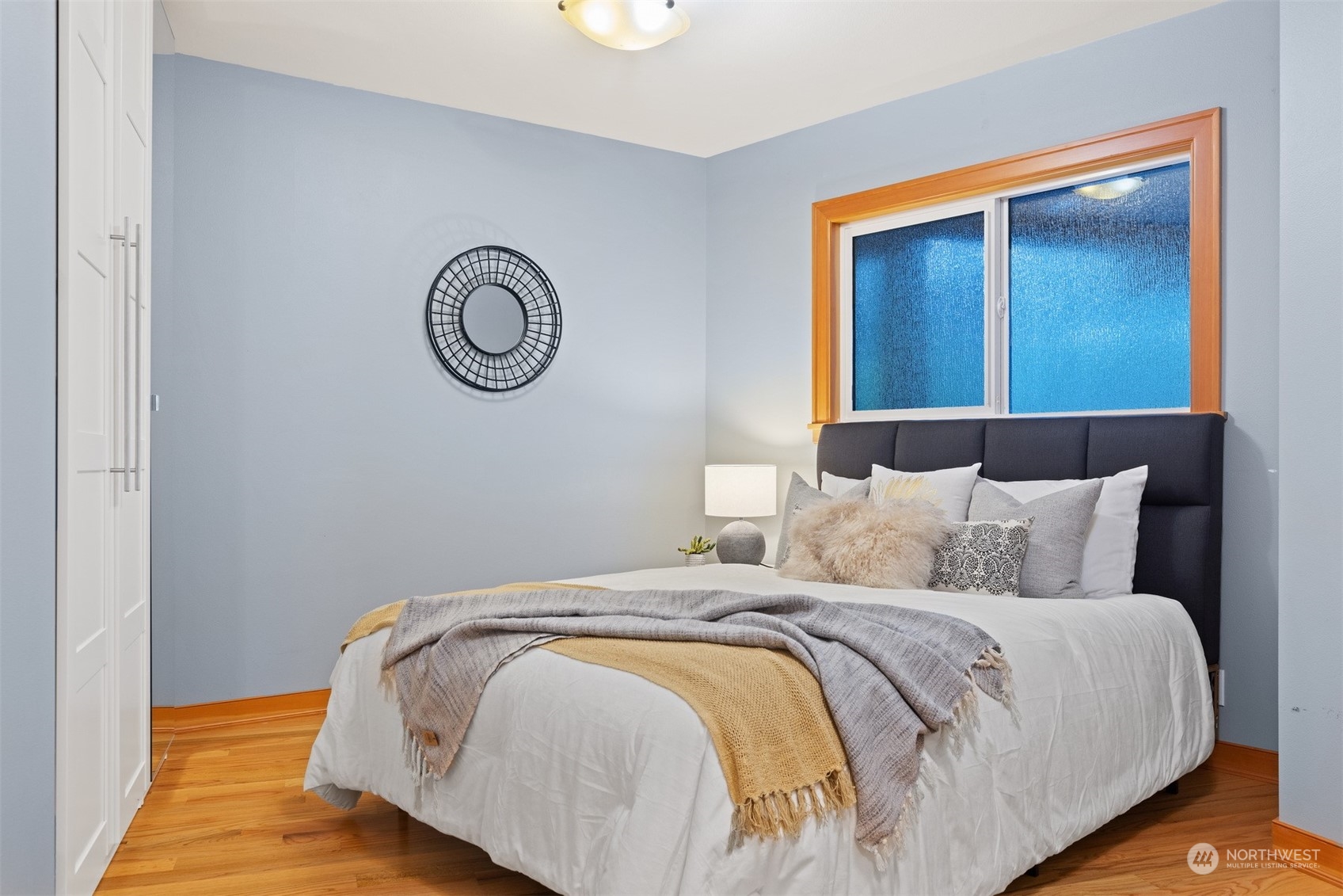 131 Hawthorn Road Bellingham, WA 98225 - Photo 27 of 40 a bedroom with bed and a window