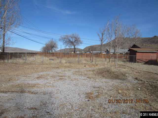 9375 Fremont Way Reno, NV 89506 - Photo 3 of 12 a view of a yard