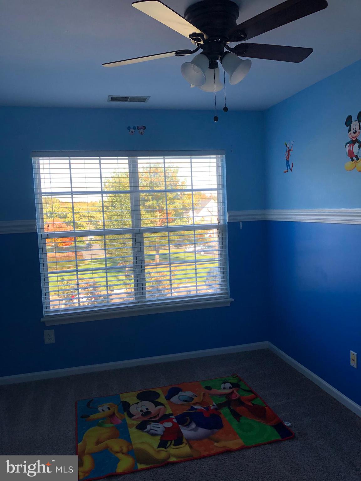 9087 Slate Stone Loop Bristow, VA 20136 - Photo 16 of 28 Second bedroom