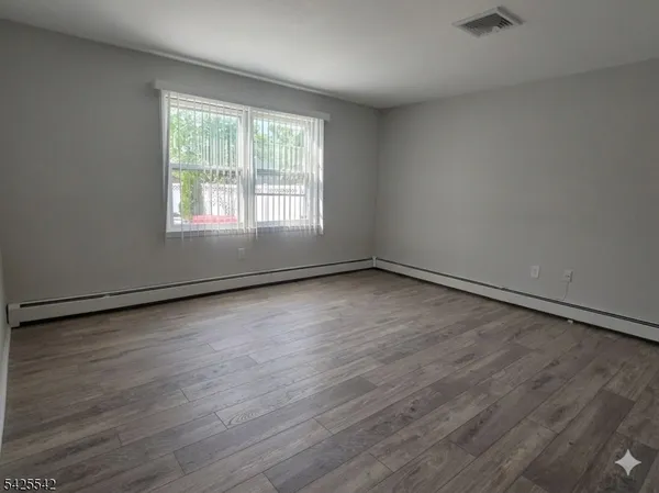 $5,000 | 101 Bloomingdale Avenue, Cranford, NJ 07016