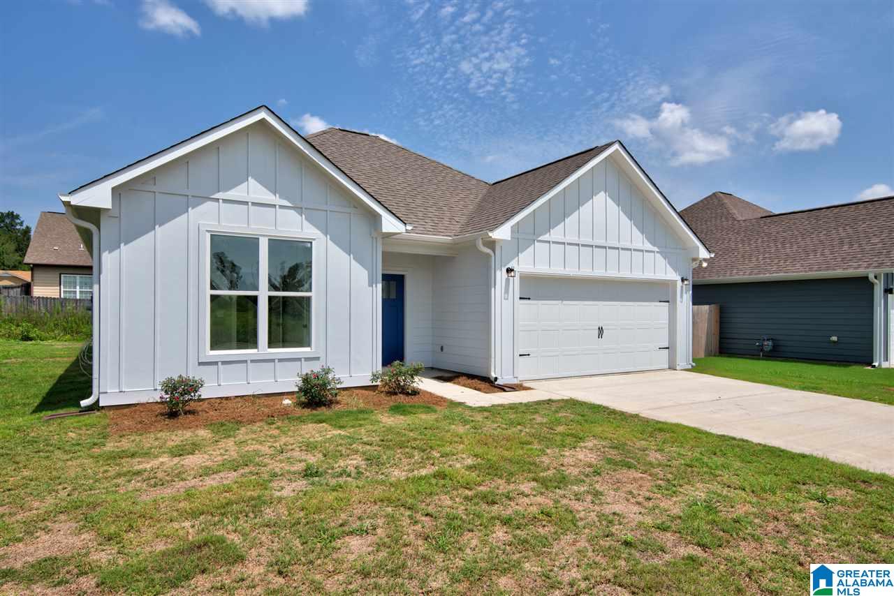 136 Ridgecrest Road Calera, AL 35040 - Photo 1 of 20