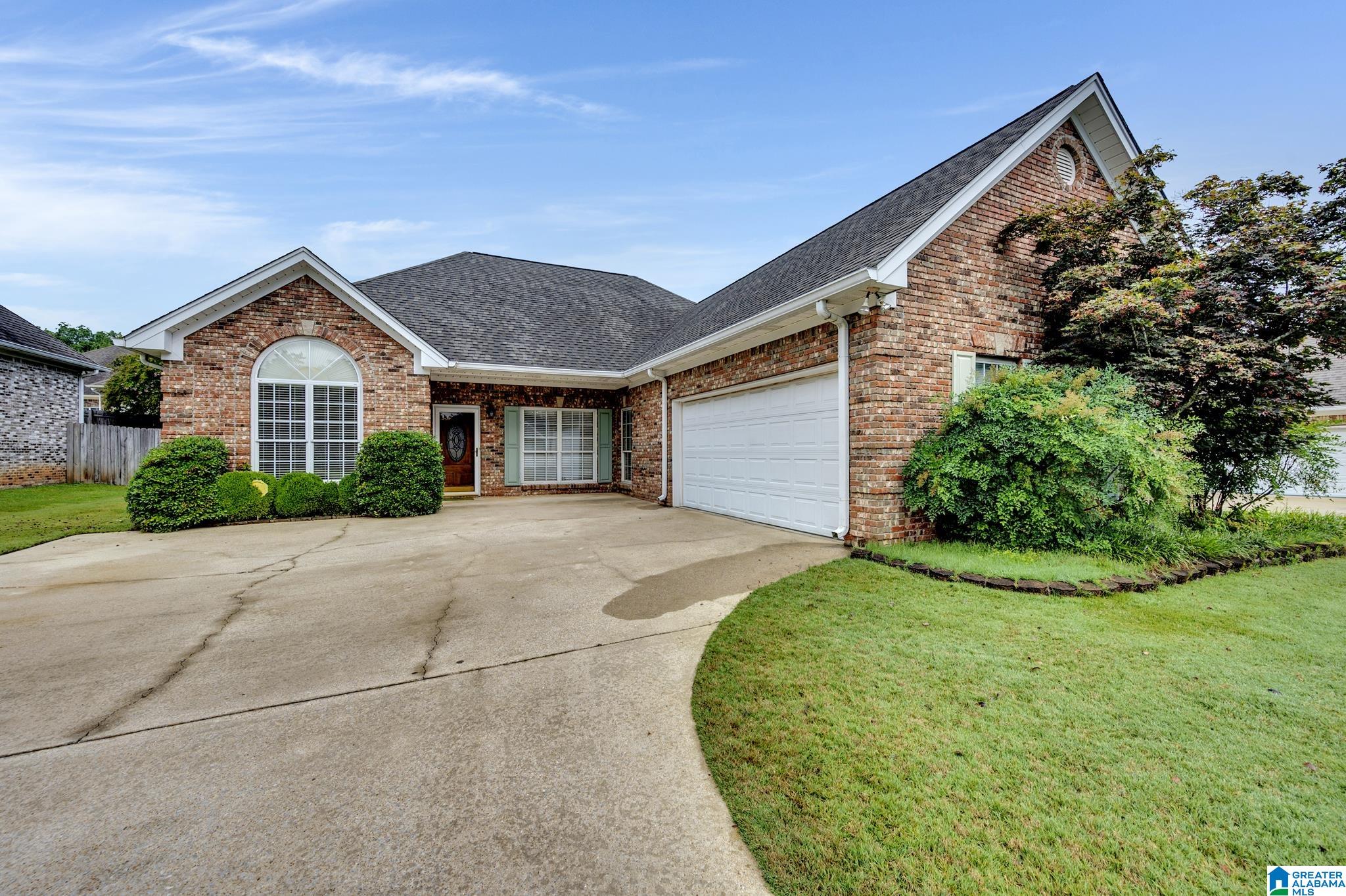 5912 Shilo Run Pinson, AL 35126 - Photo 2 of 31