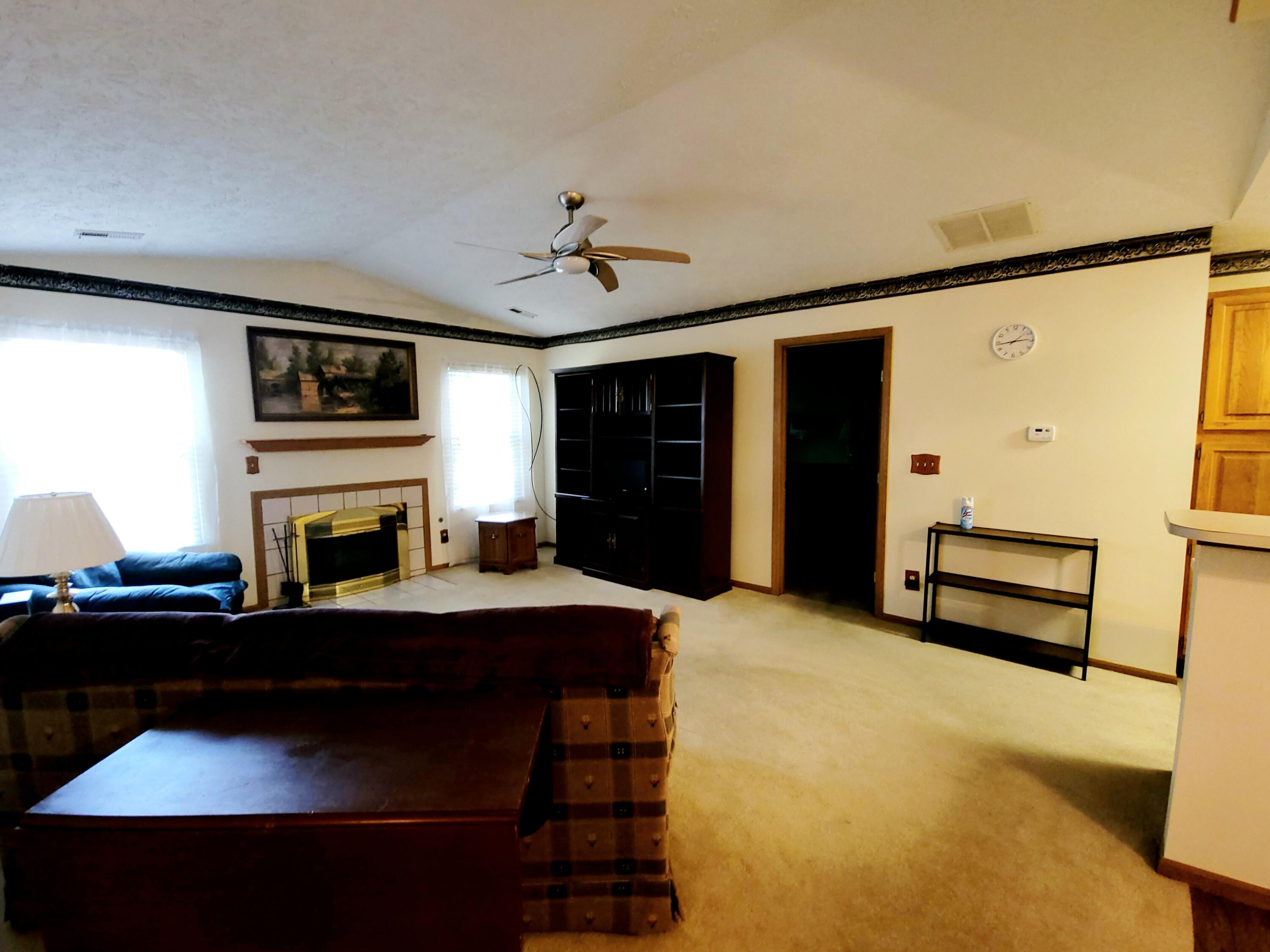 3992 Covington Drive, Unit 3992 Springfield, OH 45503 - Photo 6 of 28