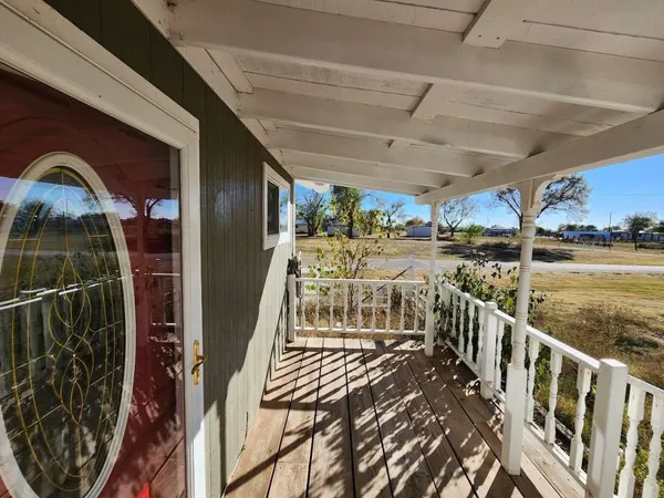 $179,449 | 108 East 9th Street, Channing, TX 79018