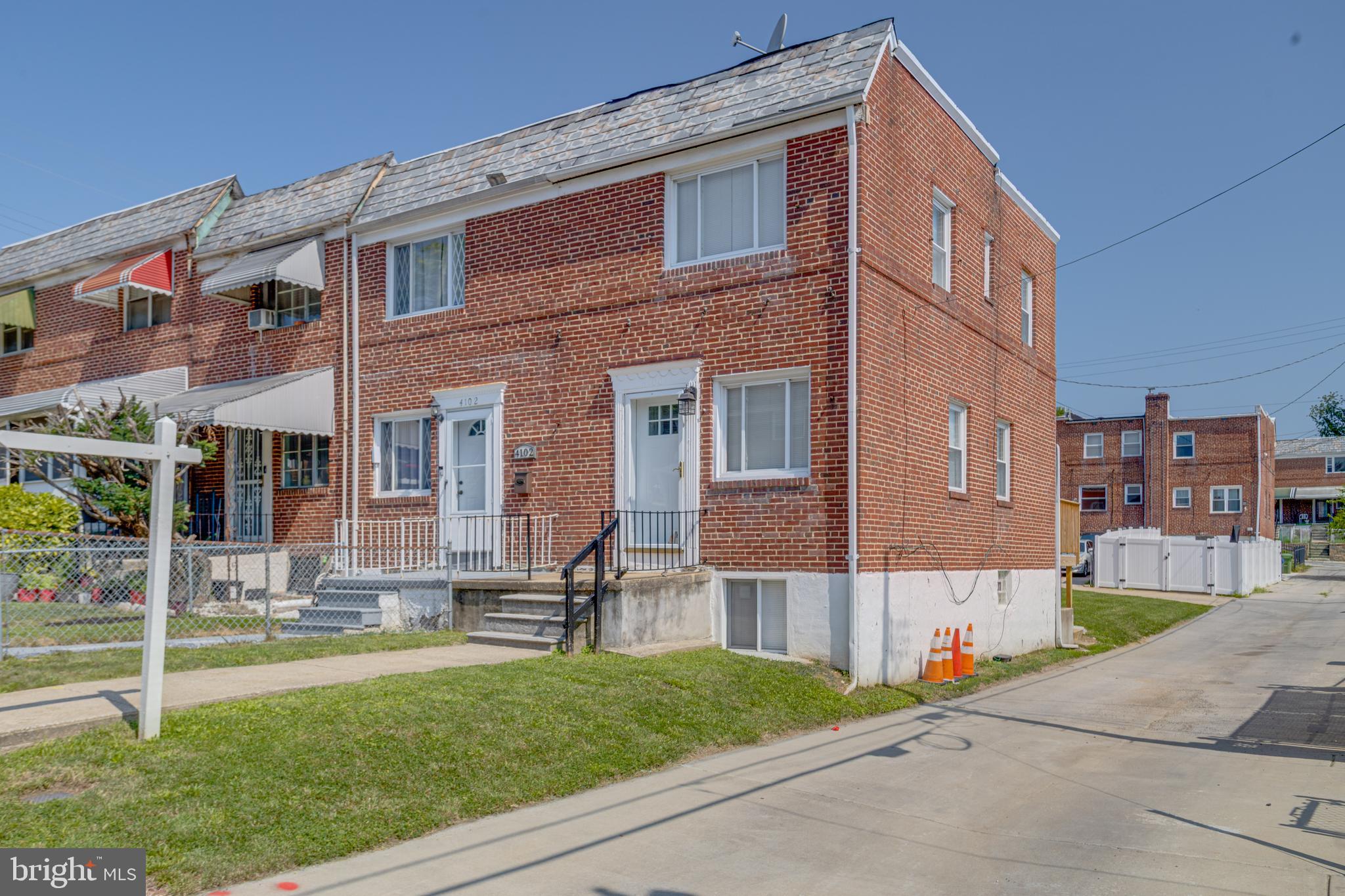 4100 Colborne Road Baltimore, MD 21229 - Photo 3 of 47