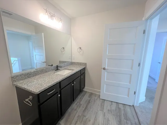 $330,155 | 430 East Park Place, Andover, KS 67002