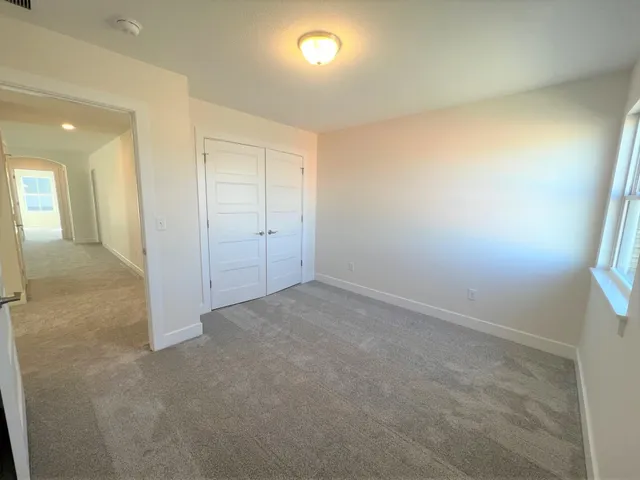 $330,155 | 430 East Park Place, Andover, KS 67002