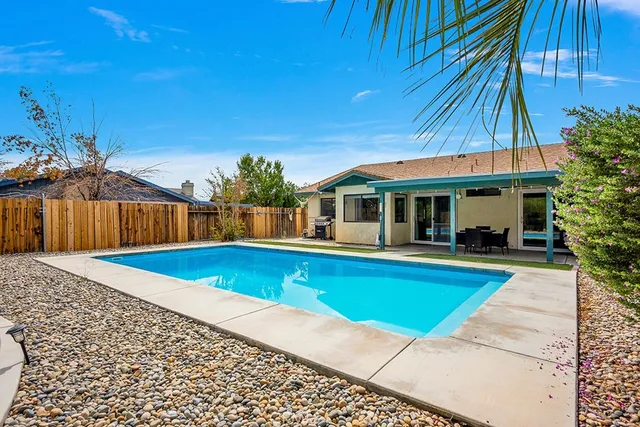 $390,000 | 1116 West Tamarisk Avenue, Ridgecrest, CA 93555