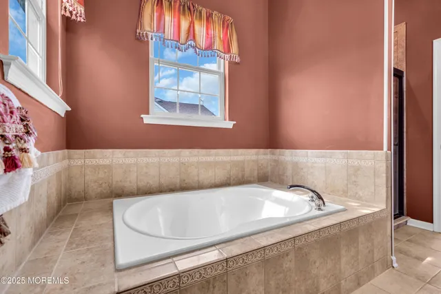 $625,000 | 30 Eagleswood Drive, Waretown, NJ 08758