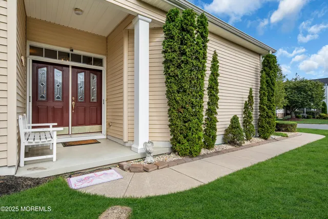 $625,000 | 30 Eagleswood Drive, Waretown, NJ 08758