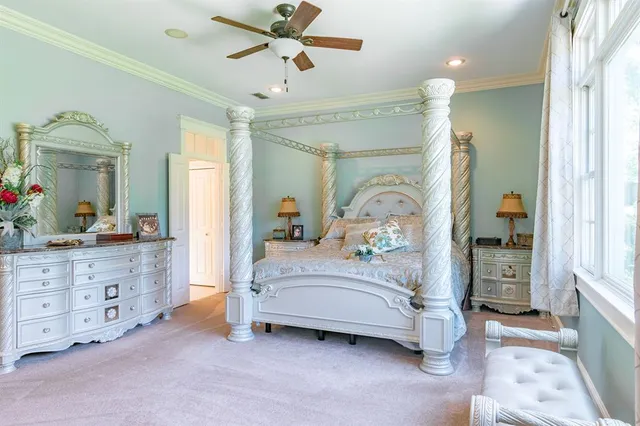 $1,675,000 | 902 East South Street, Lindale, TX 75771