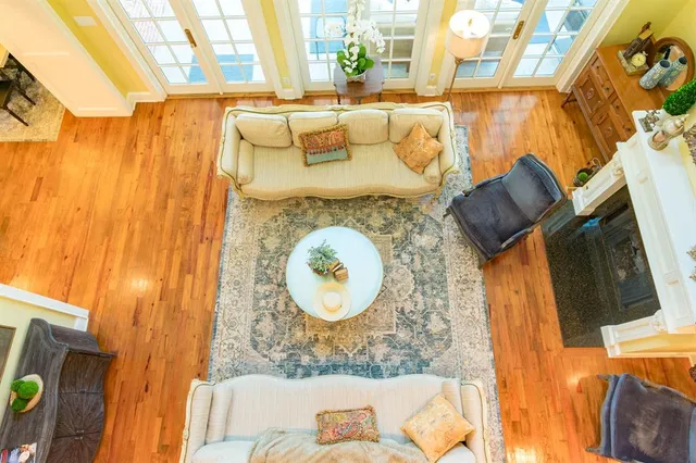 $1,675,000 | 902 East South Street, Lindale, TX 75771