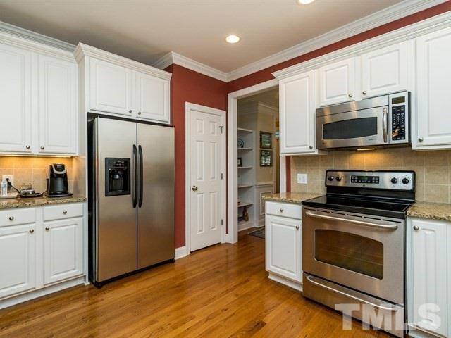 10586 Evergreen Spring Place Raleigh, NC 27614 - Photo 5 of 25