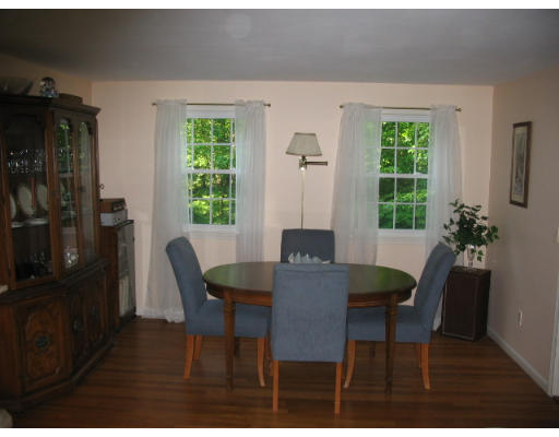 118 Chester Road Boxborough, MA 01719 - Photo 5 of 9